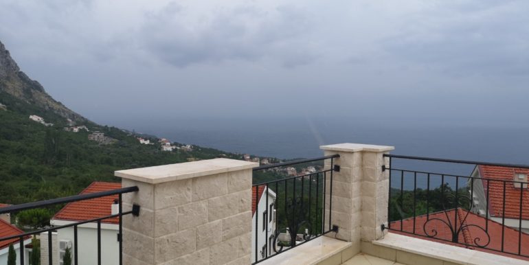 Вилла с панорамным видом на горы и Адриатическое море