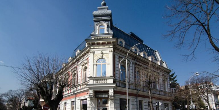 Шедевр архитектуры  — аристократический дом в центре Варны