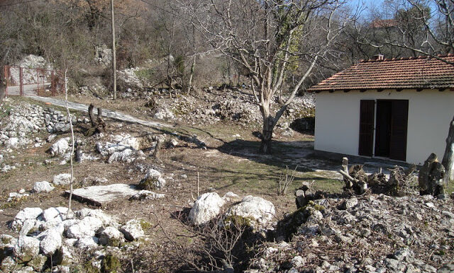 Старый дом в 8 километрах от Герцег Нови