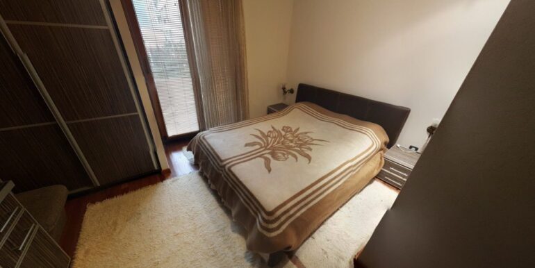 Квартира с двумя спальнями в центре Будвы.